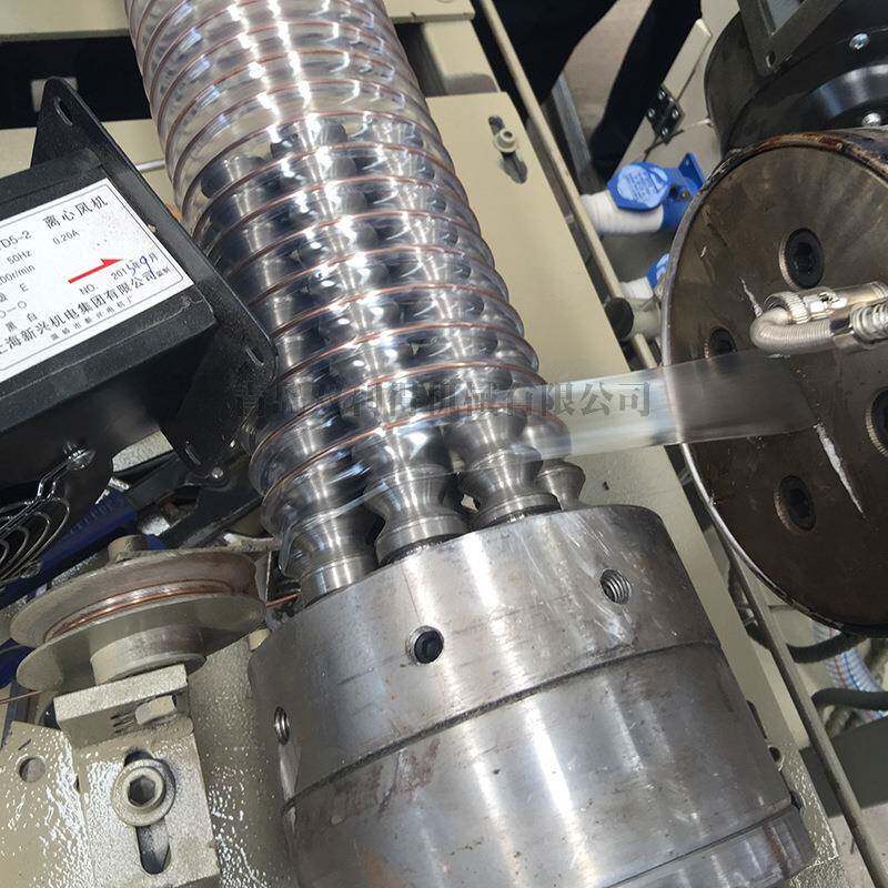 塑料钢丝弹簧软管生产设备 双利得通风管机器生产线 吸料排尘机器