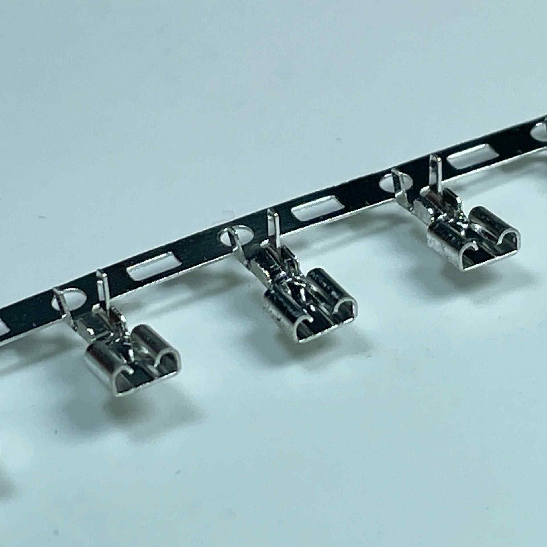 3.3带锁点插簧横连接线端子 小开关母端横排连绕端子 6000/卷