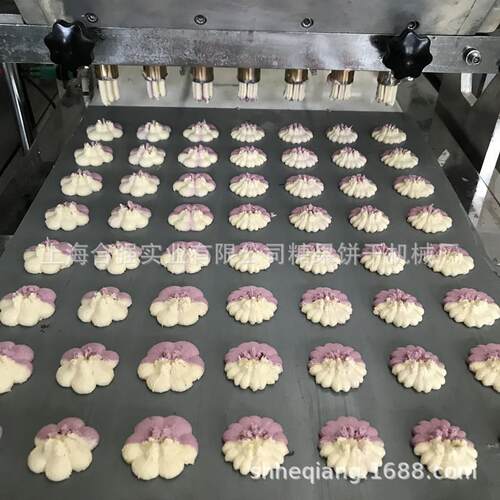 合强食品设备 挤压双色曲奇机 平面模嘴 7孔模具 电脑饼干生产线