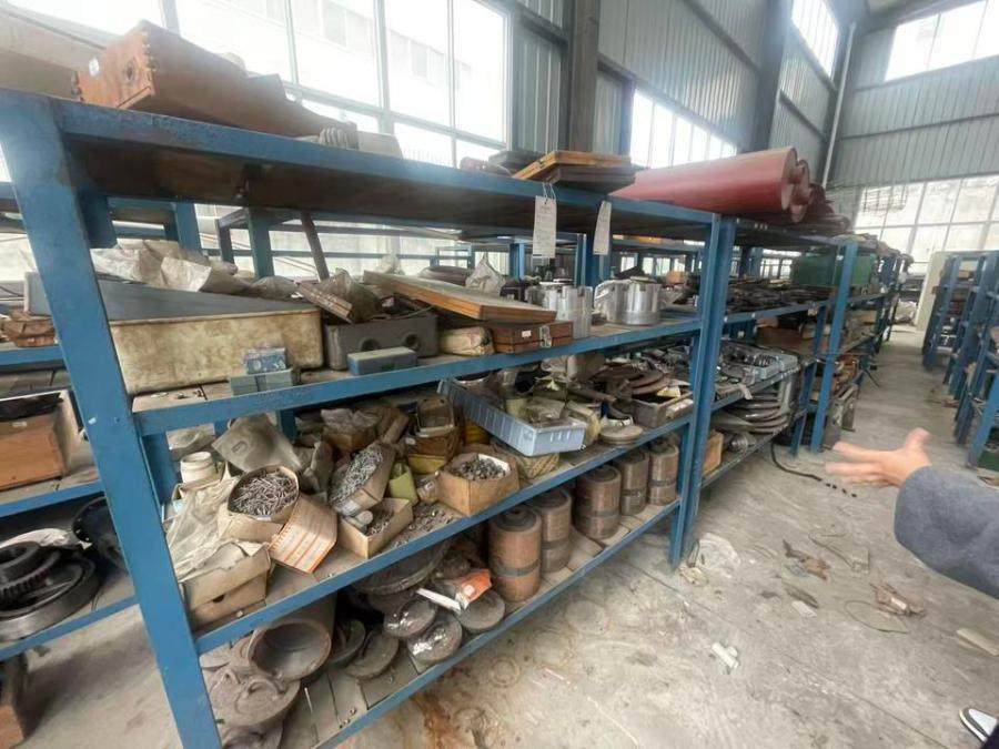 1月23日成都成都航发产水泥车石油钻探设备配套零部件一批网络拍卖公告