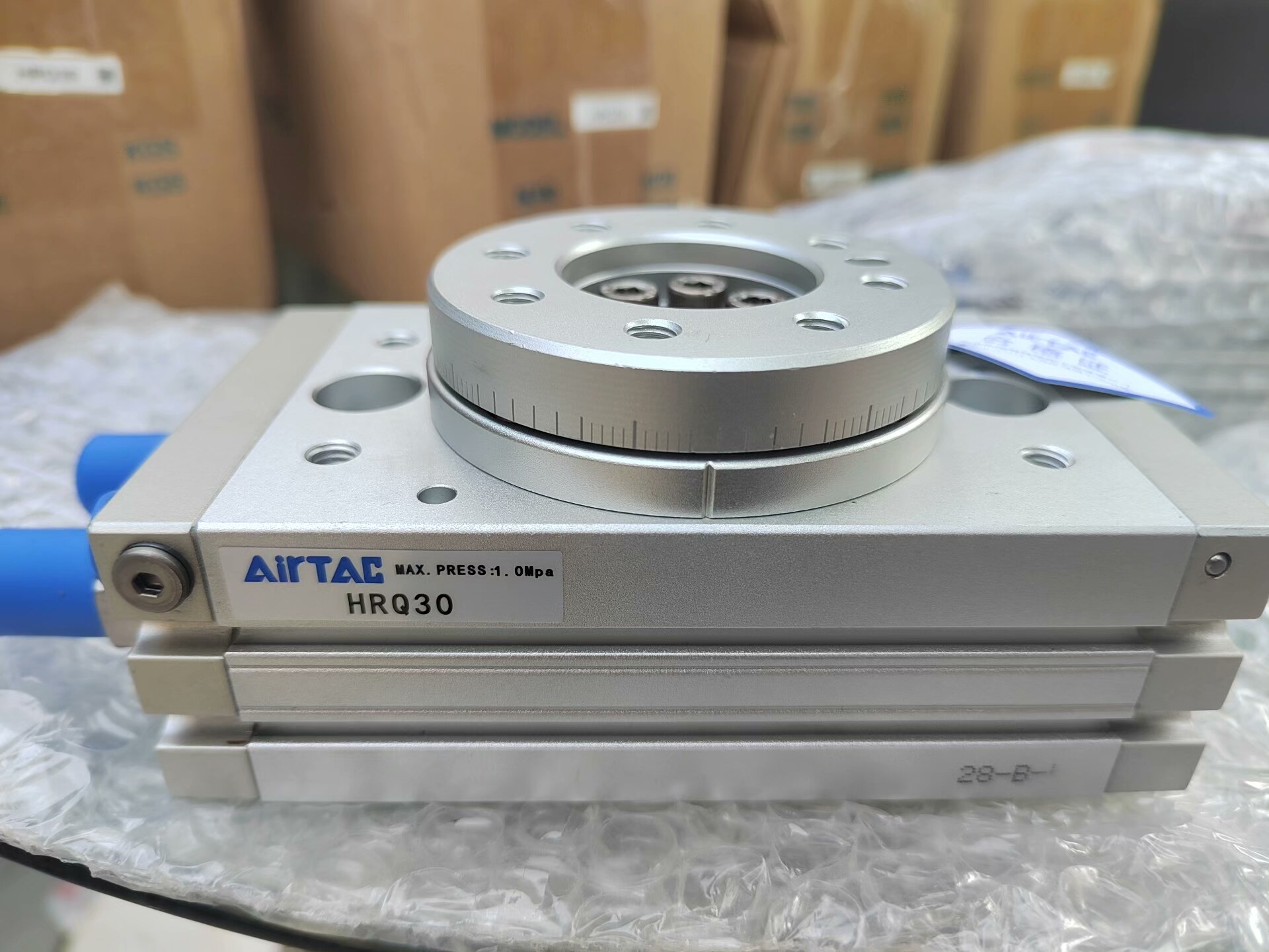 原装亚德客AIRTAC回转气缸