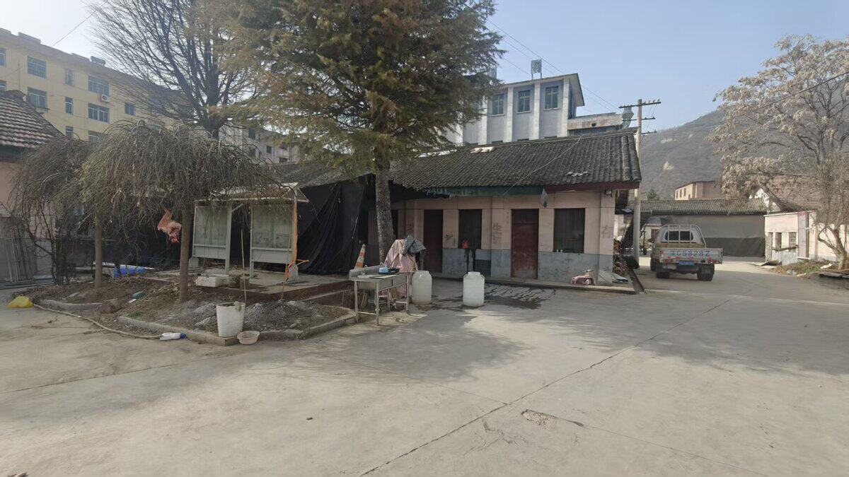 6月15日宝鸡市面粉公司房屋建筑物、构筑物及附属设施、机器设备等网络拍卖公告