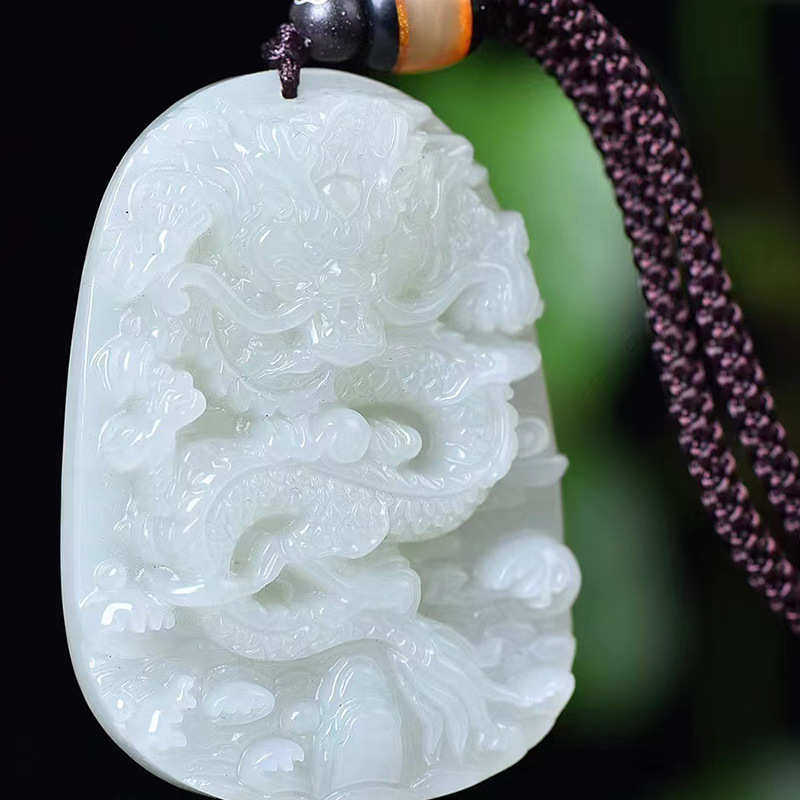 和田玉双面雕刻龙吊坠男士生肖龙牌玉石挂件吊坠玉器工艺品批发