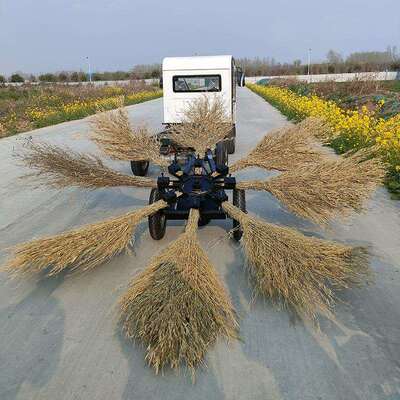 8把风火轮环卫扫地车 农村道路牵引式清扫车 扫地机 操作简单