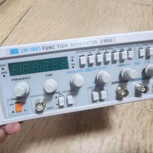 非行选龙威LW1641函数信号发生器0.1Hz-2MHZ任意波形信号发生器