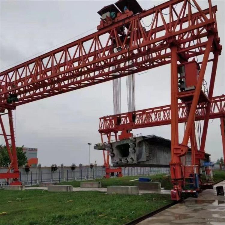 架桥机 公路梁场机械 具备强大的起重能力 平衡性能好 结构稳固