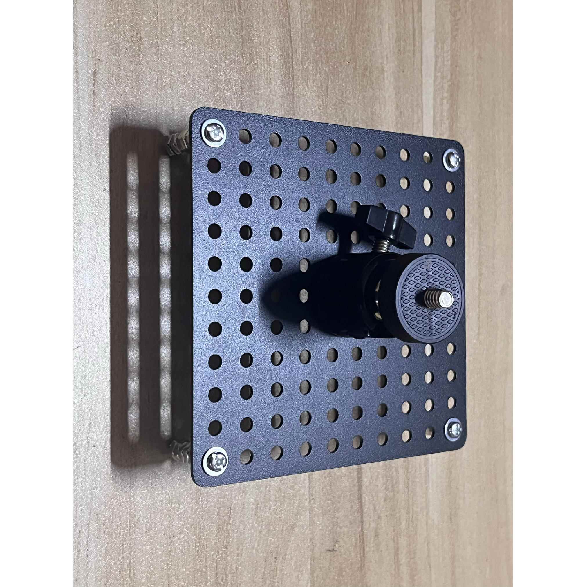 17.3英寸10*10cm Vesa支架便携式显示器铁转盘1/4盘/倾斜通用各种