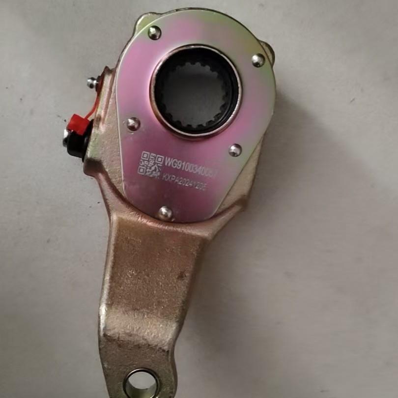 中国重汽豪沃HOWO 汽车配件原厂刹车调整臂WG9100340057