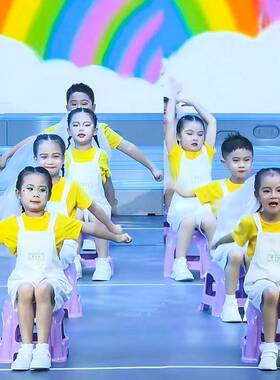 幼儿园毕业在这个夏天舞蹈服六一儿童可爱抱婴袋裤演出服夏黄色短
