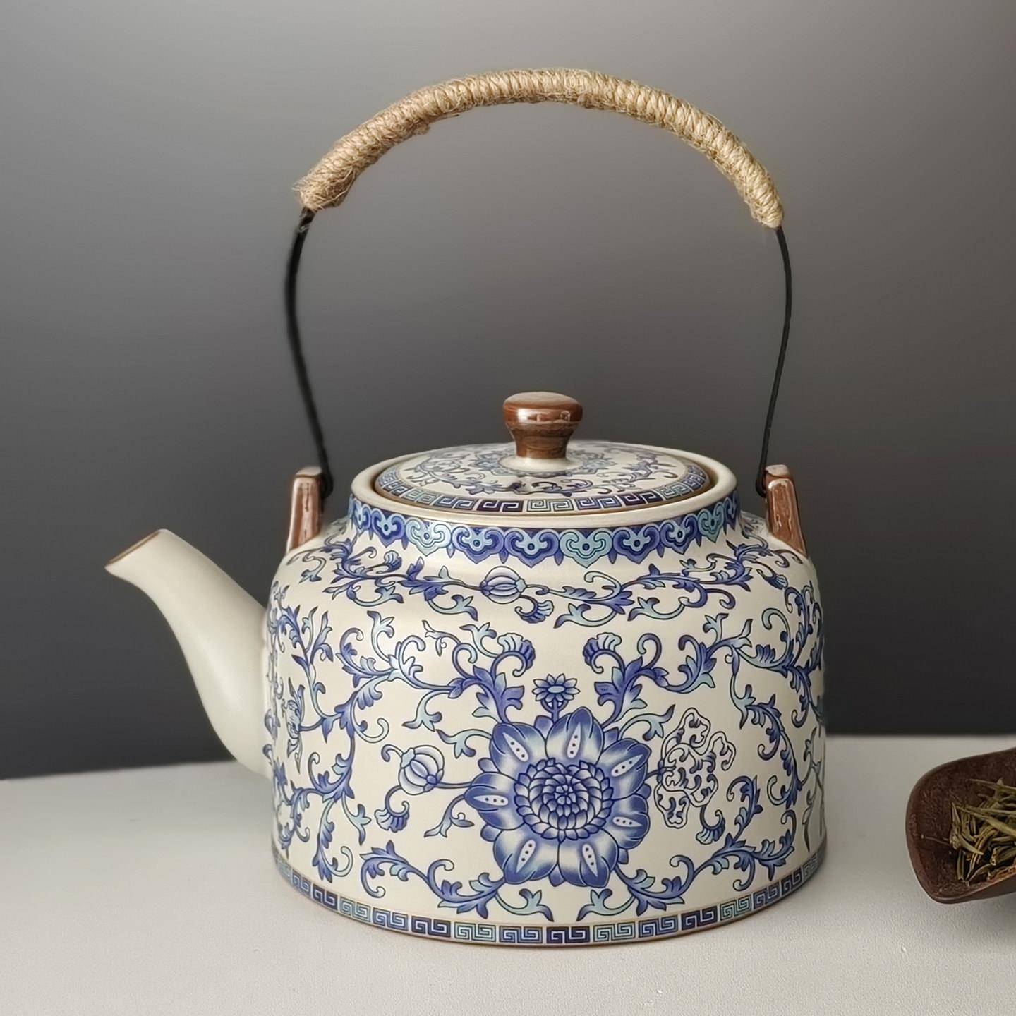 中国风青花陶瓷大茶壶2026新款复古提梁壶大容量功夫茶具泡茶单壶
