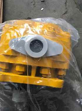 现货供应山推SD32推土机变速泵总成07433-71103
