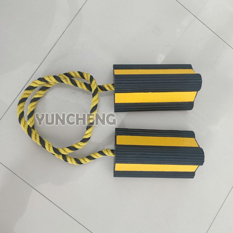 橡胶止轮块 橡胶轮档 限位器 橡胶挡车器 云程价格优惠