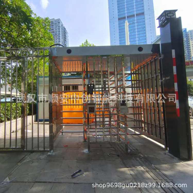 工地全高闸十字转闸人行通道闸动态人脸识别门禁闸机武汉工厂现货