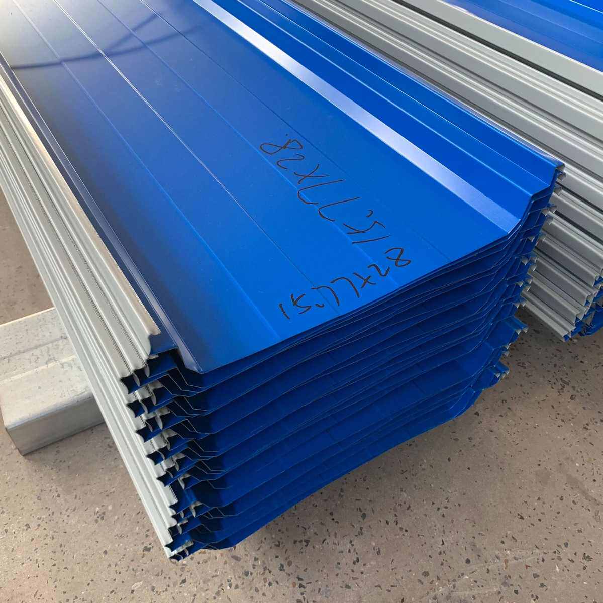 彩钢板单板批发铁皮瓦房屋顶工地彩色涂层钢板墙面围挡彩钢板,基础建材,金属漆,淘宝优惠券,粉丝福利购,淘宝优惠卷