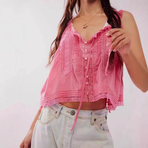 Lace trimmed lace patchwork small camisole top