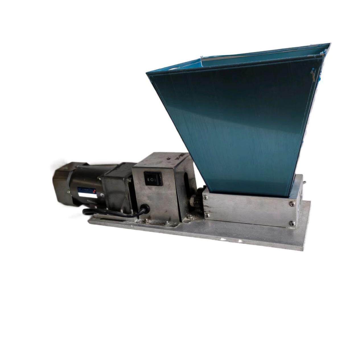 掌柜推荐代洋电动对辊不锈钢咖啡豆粉碎机五谷磨粉设备酿酒家用