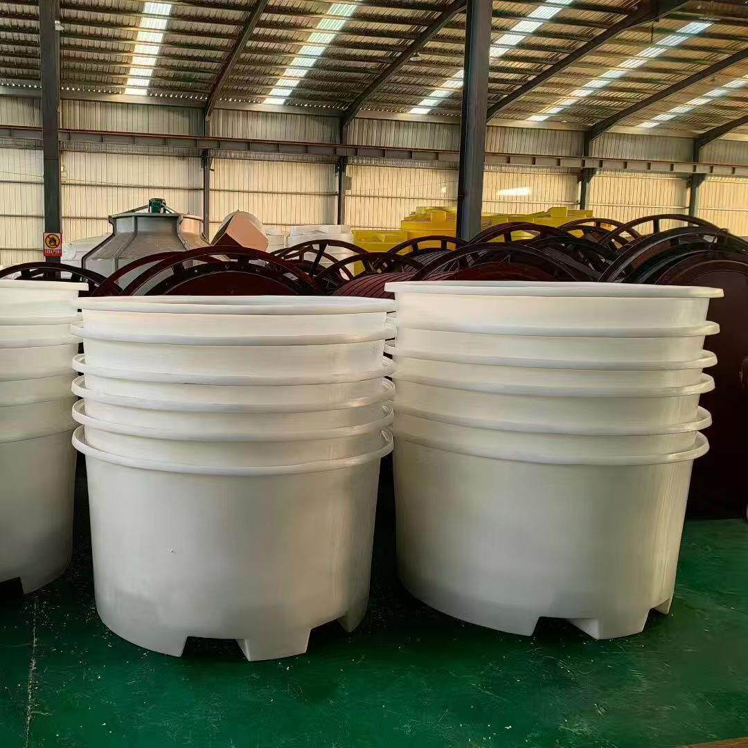 加厚牛筋500L圆桶600L叉车桶塑料大号酿酒腌菜桶发酵养殖PE孰料桶