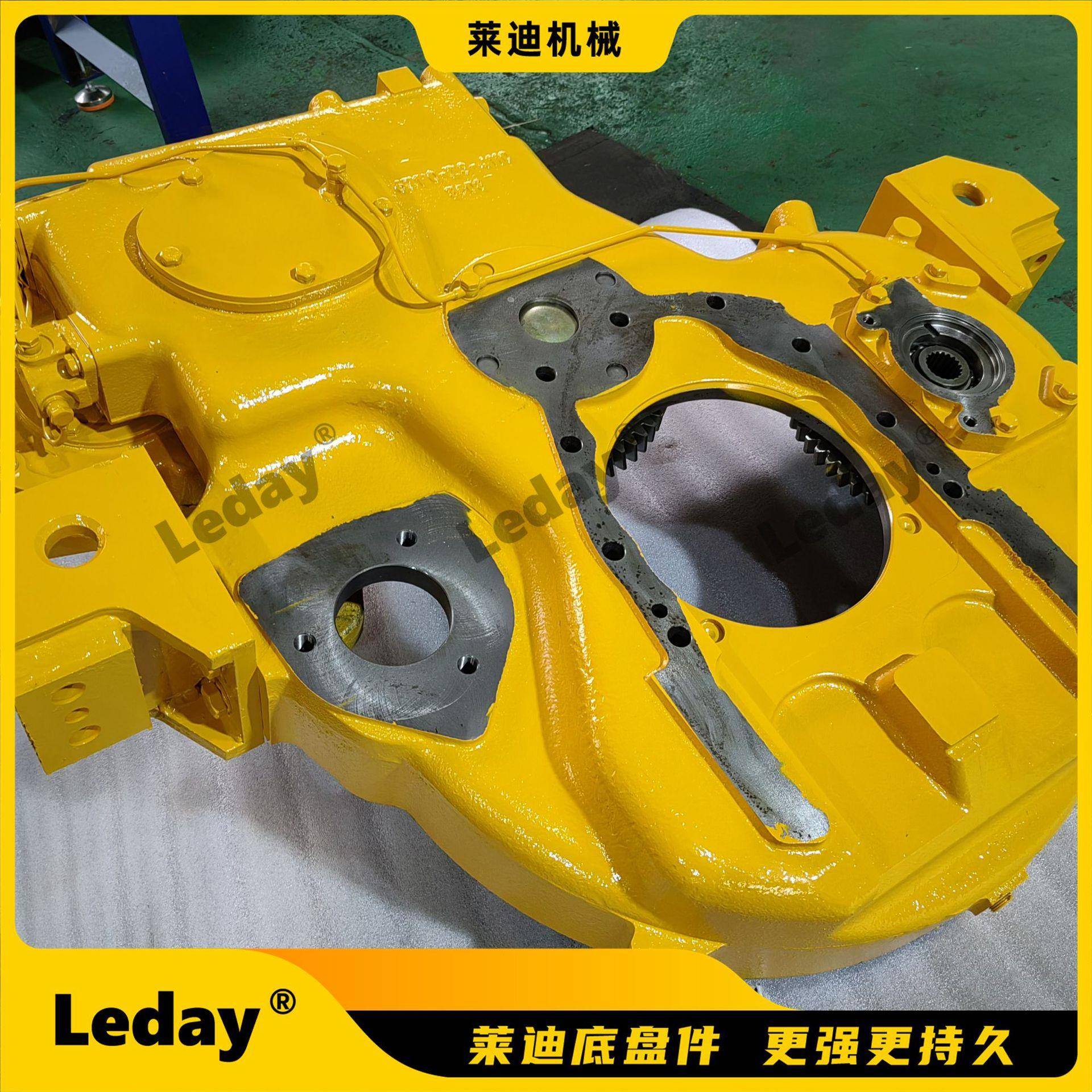 Leday出力装置总成，SD32飞轮壳6710-23-4000推土机分动箱