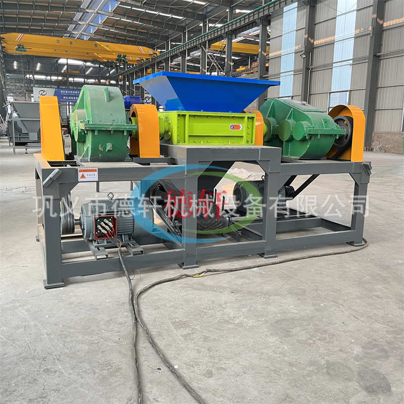 铁桶金属撕碎机建筑模板双轴撕碎机木材托盘粉碎机轮胎破碎机