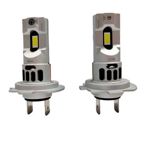 直插式高亮高品质内置风扇LED车灯Highlighting the LED lights