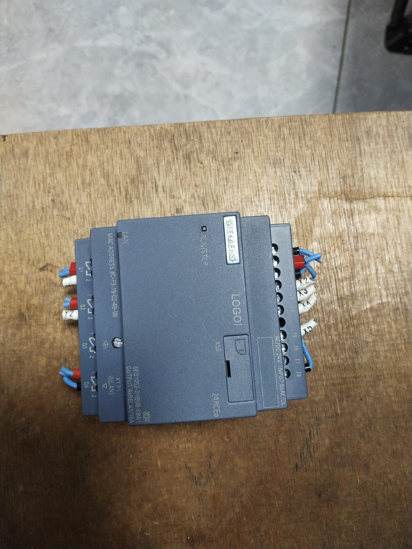 西门子PLC，6ED1052-2HB08-0BA1，成色漂亮