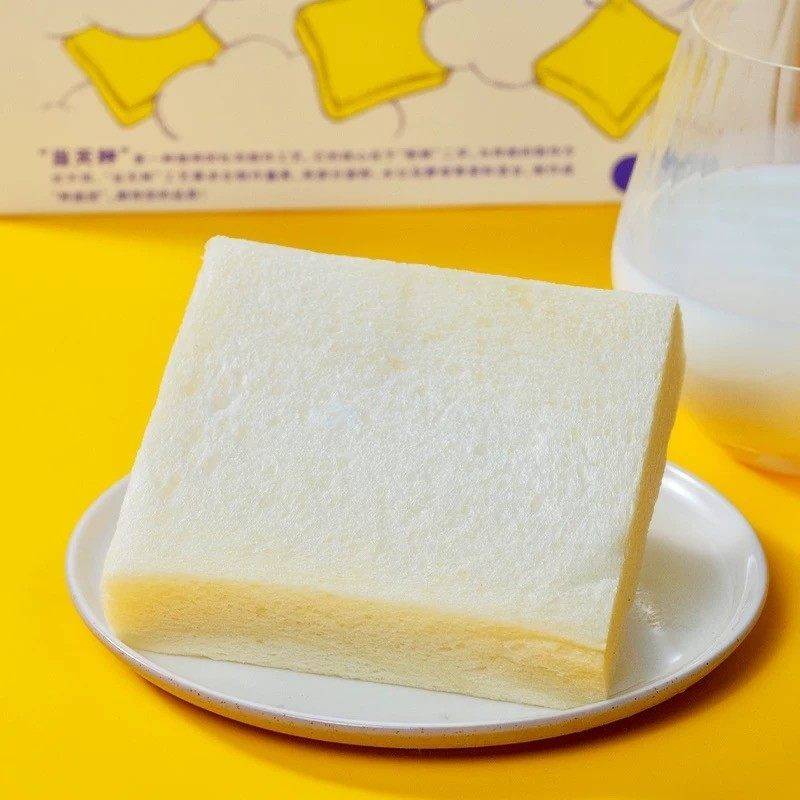 林小亚巴氏鲜奶云烤面包片软奶酥酥早餐全盒装零食