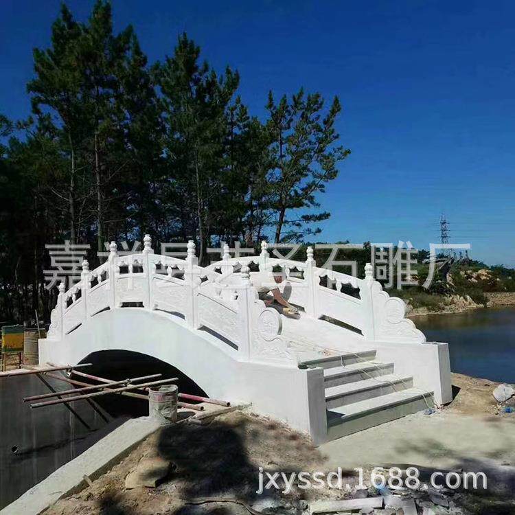 厂家供应整体石桥石栏杆 公园庭院景区整体石头小桥石栏杆价格优
