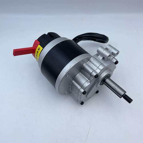 厂家电动轮椅车电机24V250W350W120转160转ZD101AZ老人代步车