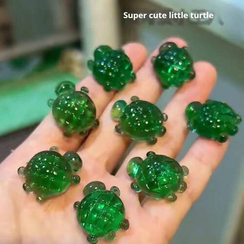 8pcs Wind oil essence mini turtle decompression kneading