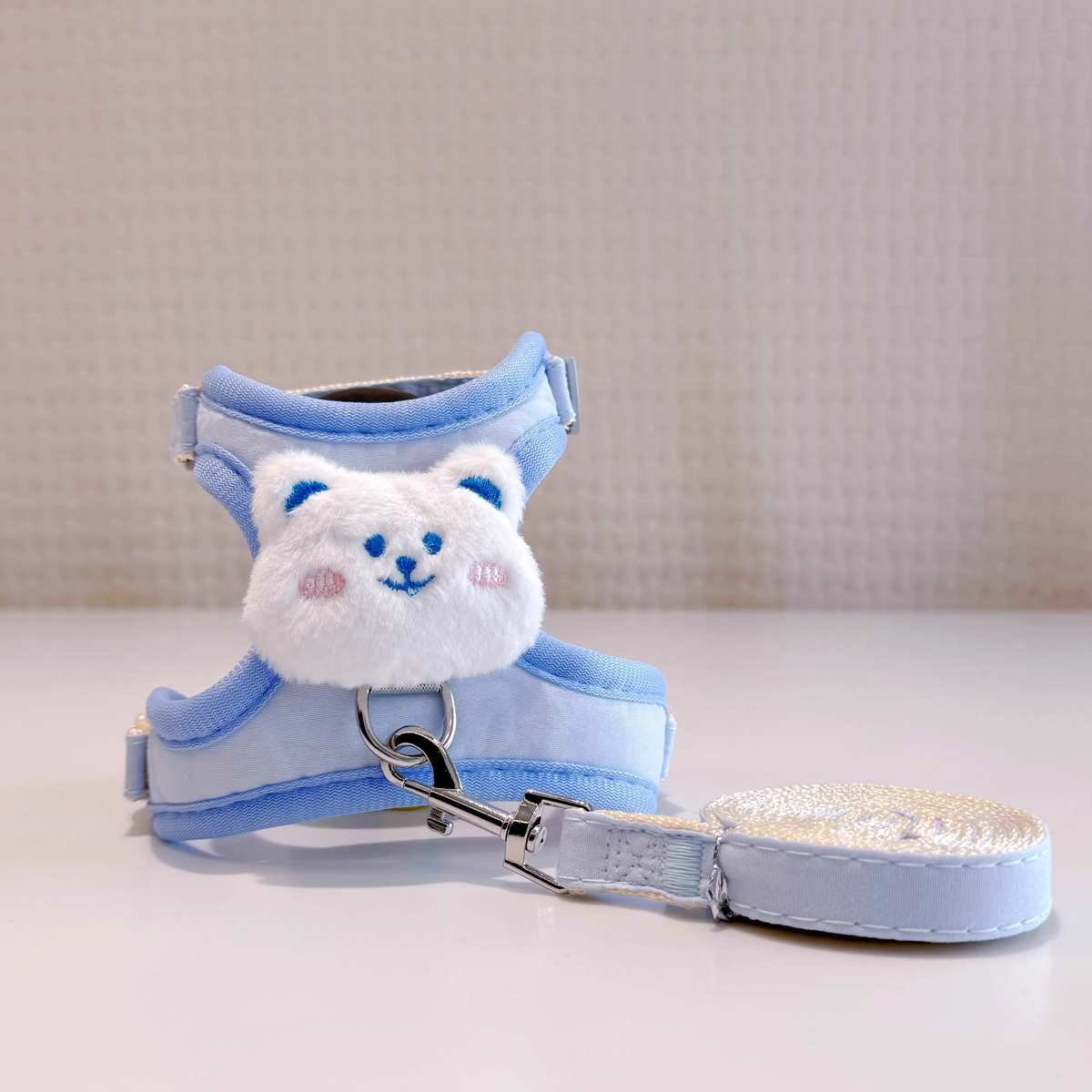 猫咪牵引绳防挣脱外出专用遛猫绳宠物背带链子可调节网红遛猫神器