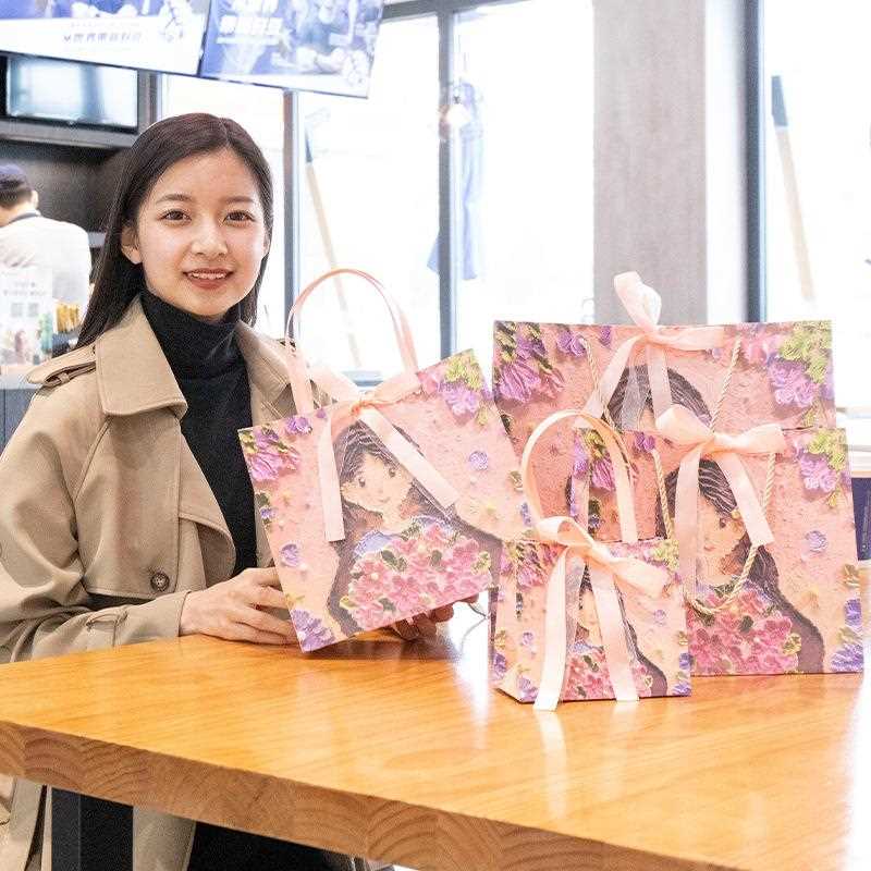 新款直销漂亮女神生日油画礼品袋文艺手提袋节日精美男女花束包装