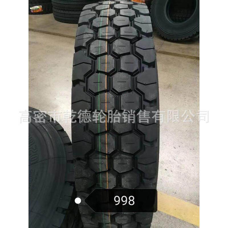 出口10.00r20/11.00r20卡车轮胎 耐磨抗载货车钢丝胎载重汽车轮胎