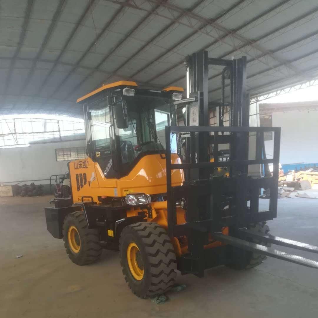 越野型四驱叉车3吨5吨柴油一体式升降卸货货物搬运装卸叉车