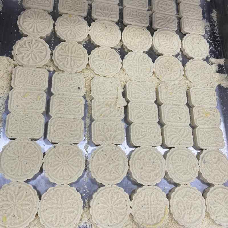 米 米ZJW饼成型机形状花纹机饼可选 米糕压块机压力机大小可调一