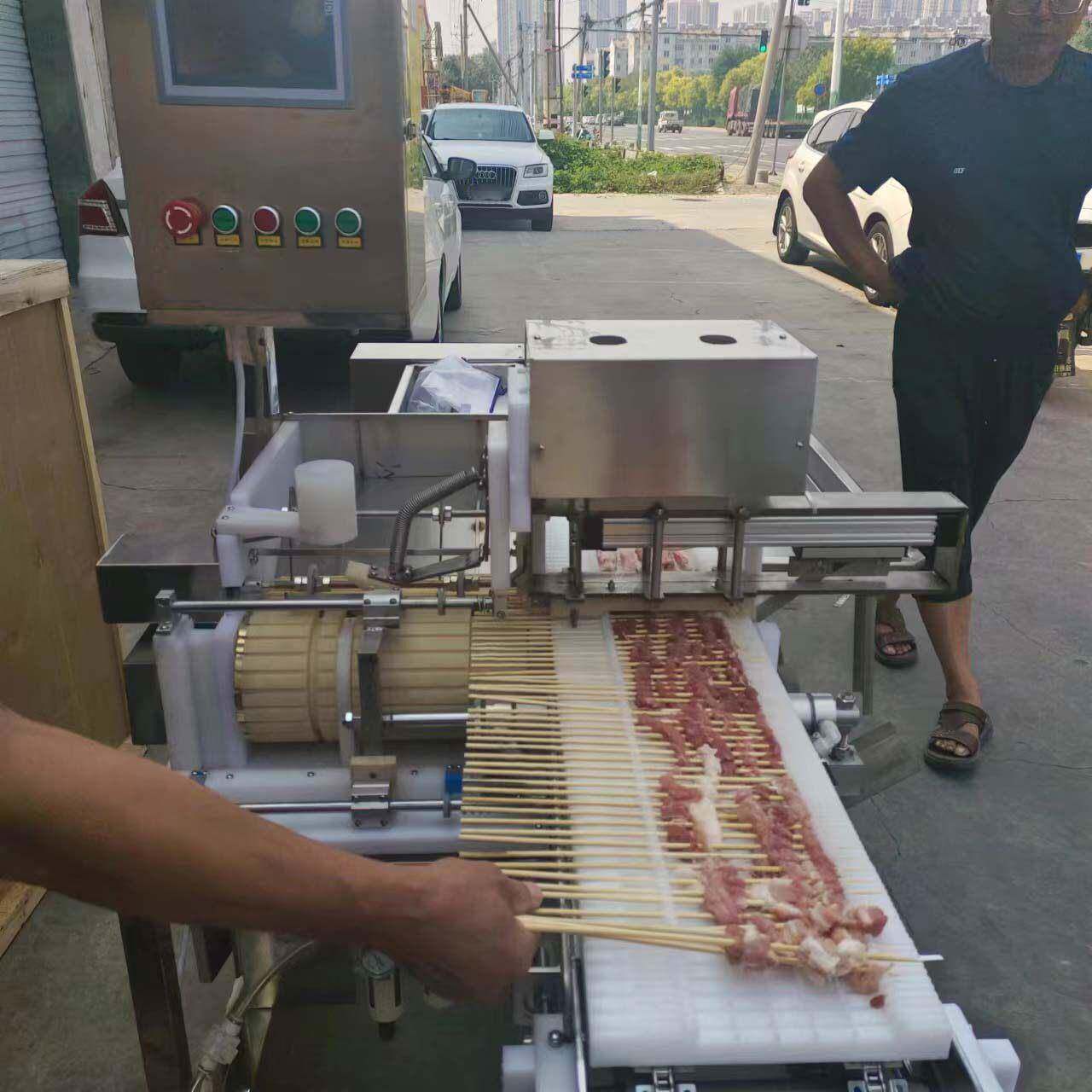 麻辣串快速穿串机 穿串设备连续式穿串机 304不锈钢肉类穿串机
