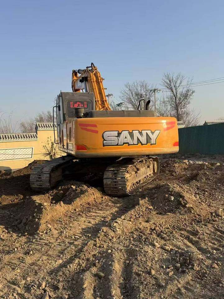 12月27日北京三一215挖掘机网络拍卖公告