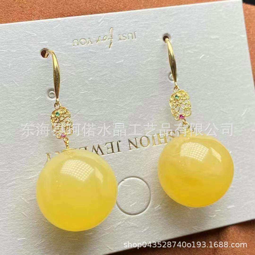 工厂直销高品质黄蜜蜡耳坠摆件用于装饰