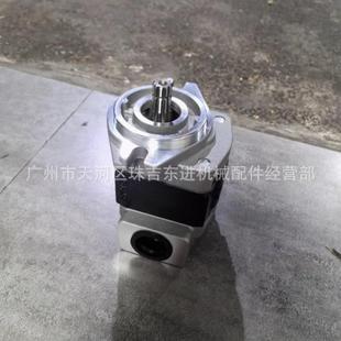 ZAX670LC HPK300齿轮泵