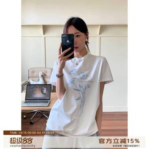Vs what「柔雾花海」花卉印花短袖T恤女春秋新款韩系绝美正肩T恤