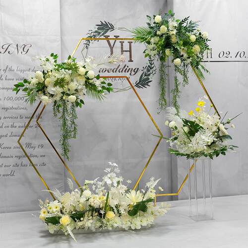 铁艺拱门迎宾区舞台森系婚礼背景架子婚庆道具新款2020创意六边形