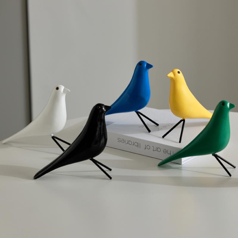 北欧木质小鸟摆件纯手工绘画仿真小鸟客厅摆设家居橱窗柜台装饰品