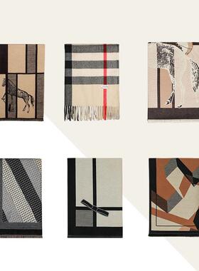 轻奢风样板房围巾摆件衣帽间卧室挂衣架围巾软装陈列道具衣柜装饰