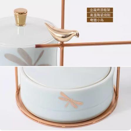 轻奢新中式青绿色春意蜻蜓小鸟铁艺陶瓷装饰品高端玄关博古架摆件