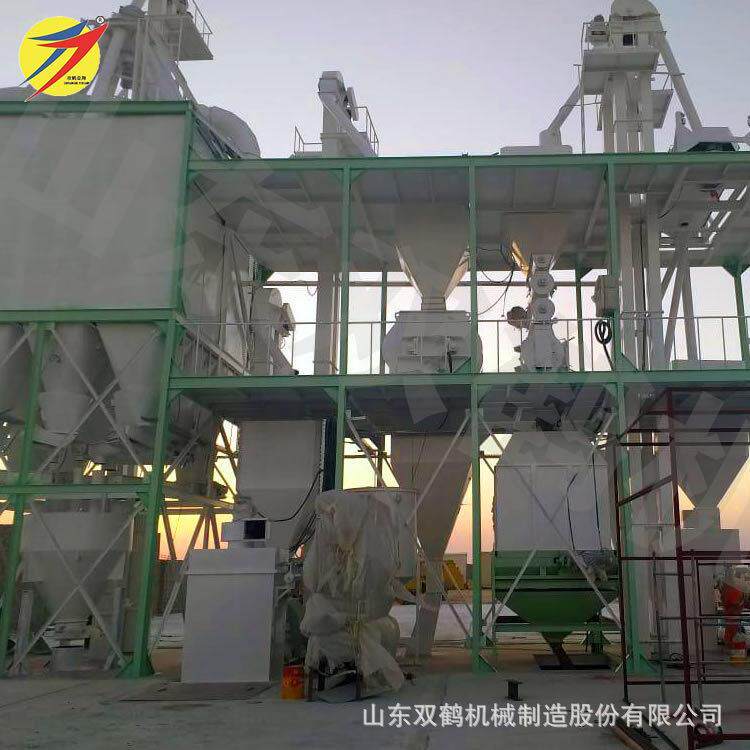 山东大型全价配合饲料加工成套设备 浓缩饲料生产线 猪牛羊机械