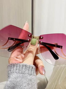 Female Y2K Frameless Fashionable Sunglasses Oversized
