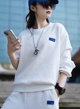 欧洲站休闲运动春秋装2025新款时尚套装女冬季白色长袖厚棉T两件
