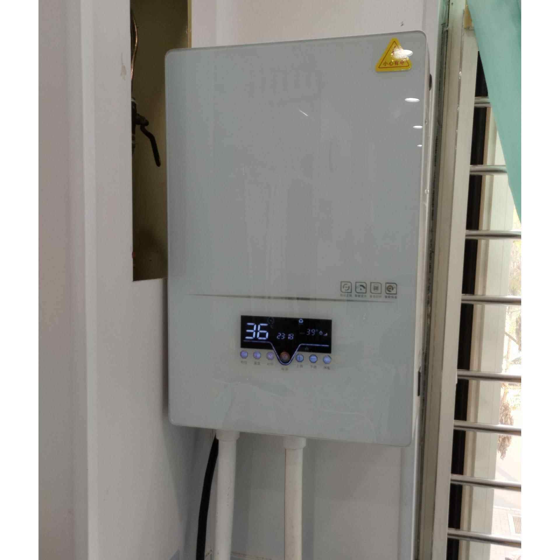 24KW壁挂式电锅炉水流传感器控制可直供热水可循环热水可采暖