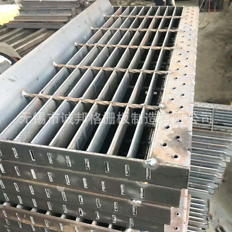 盖板栅板格平台热镀锌钢防滑板沟踏步 钢格板板不锈钢踏步楼梯