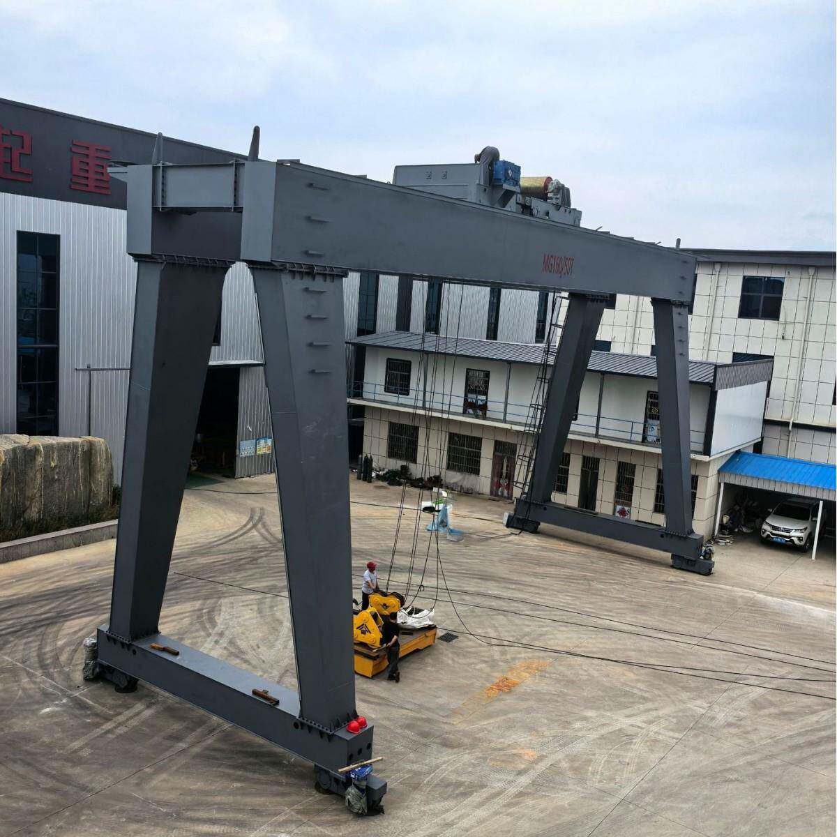 天吊行吊小型无轨龙门吊10吨20吨电动移动式双梁龙门架
