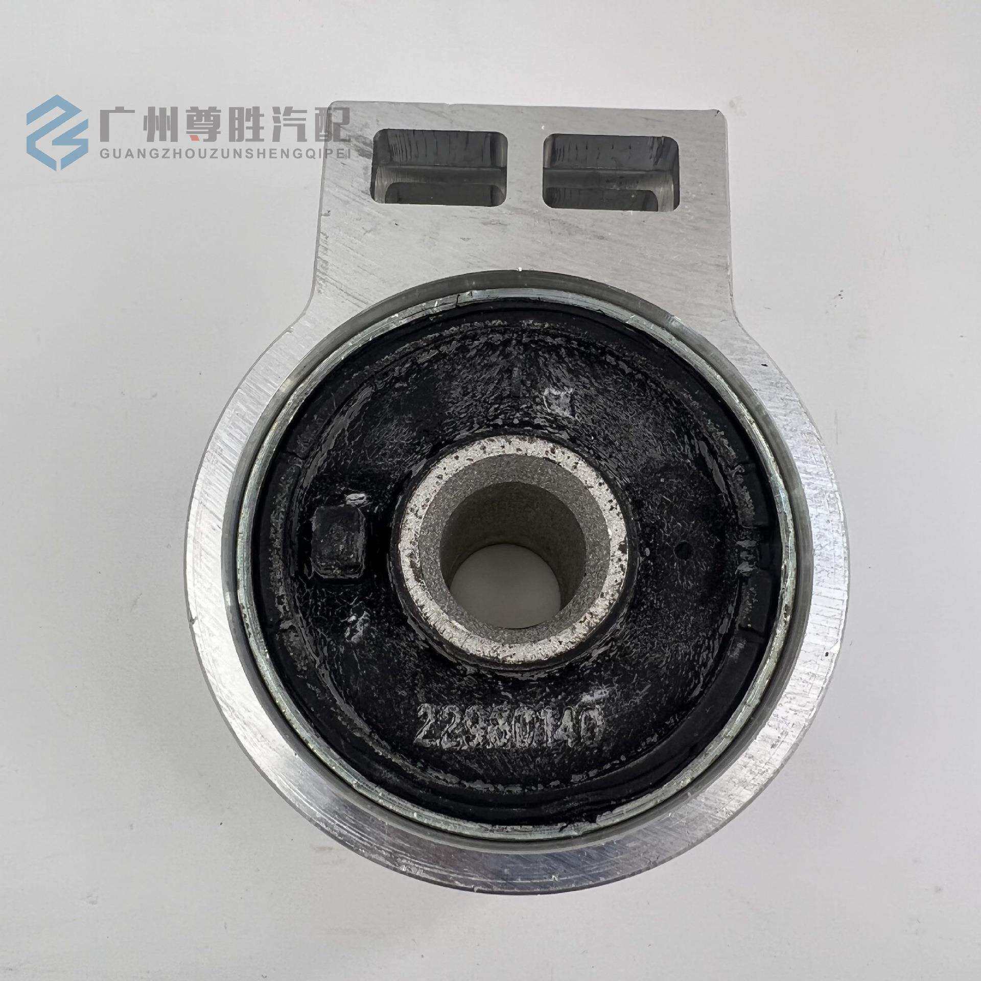 适用于凯迪拉克SRX前下悬挂胶套液压衬套摆臂大胶套22980140